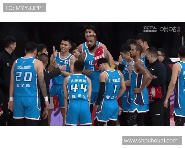 2017年CBA精彩对决回顾山东队与广东队的巅峰对抗录像分析 2017年CBA精彩对决回顾山东队与广东队的巅峰对抗录像分析