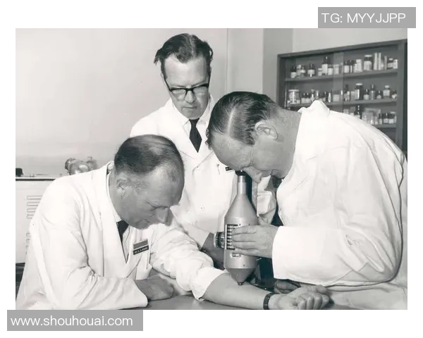 亚当斯的传奇人生与科学探索之旅：从理论到实践的跨越与启示