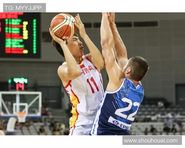 国奥男篮迎战波兰男篮全力争胜展现青春风采