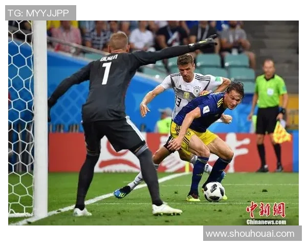 多特蒙德与马拉加精彩对决图片回顾展现足球魅力与激情瞬间 多特蒙德与马拉加精彩对决图片回顾展现足球魅力与激情瞬间