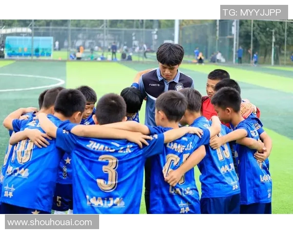 富力与权健激战回顾精彩集锦展现足球魅力与团队精神 富力与权健激战回顾精彩集锦展现足球魅力与团队精神