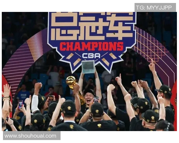 胡金秋：从青涩新星到CBA赛场的领军人物，书写篮球传奇新篇章